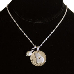 GEORGIA JEWELRY NECKLACE TOGGLE PEARL DISC