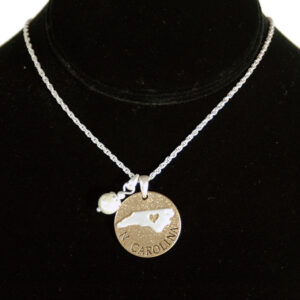 NORTH CAROLINA JEWELRY NECKLACE TOGGLE PEARL DISC